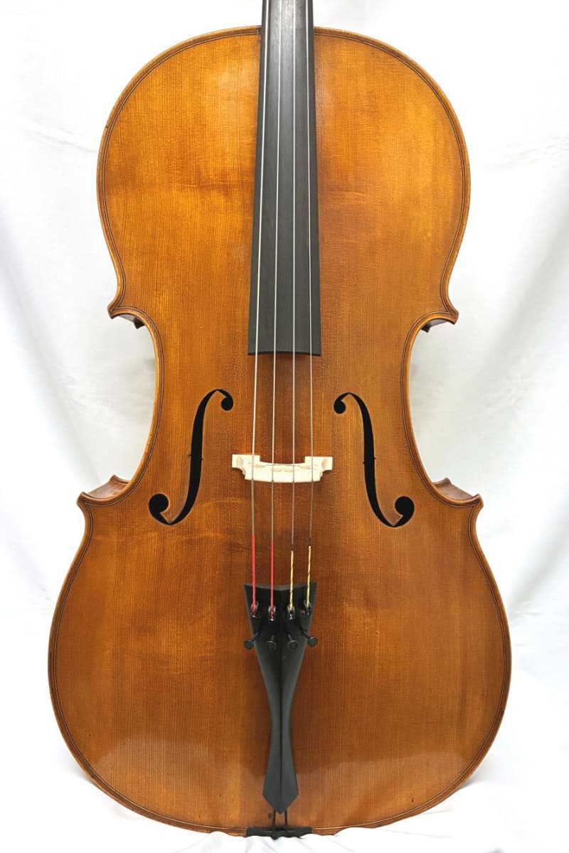Kasper Kriner Cello